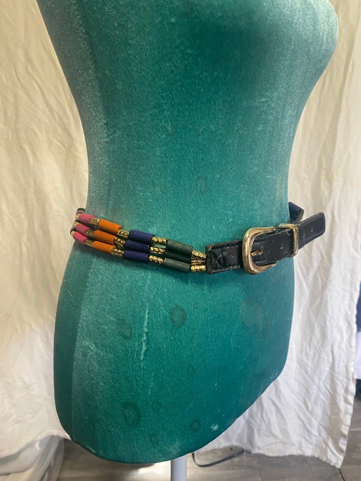 Vintage belt wi the beads 4-6 - Image 1