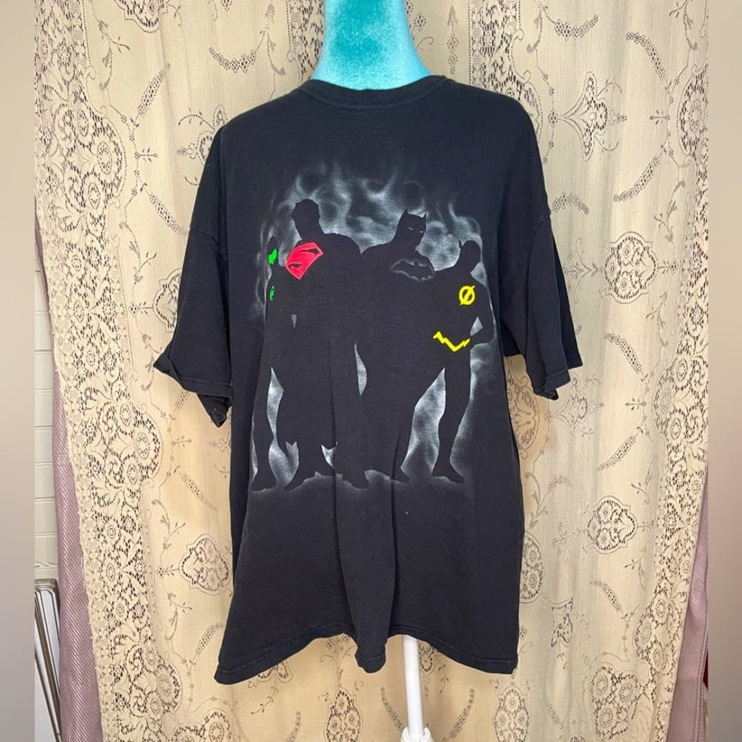 Justice league casual shirt - Image 1