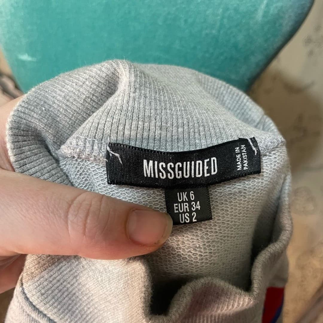Missguided: NYC sweater dress 2-4 - Thumbnail 5