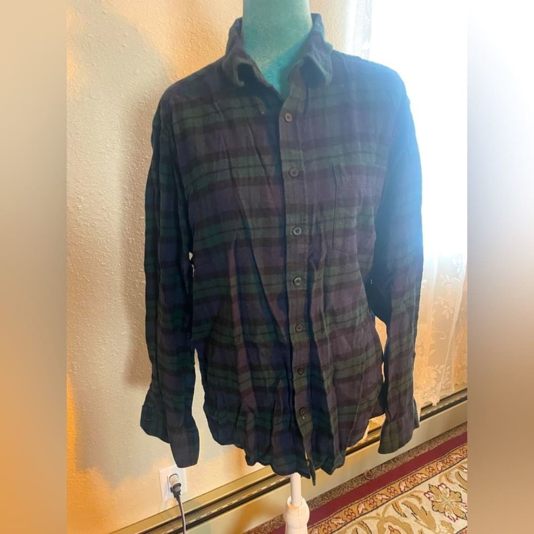 Redwood creek: green plaid flannel - Image 1