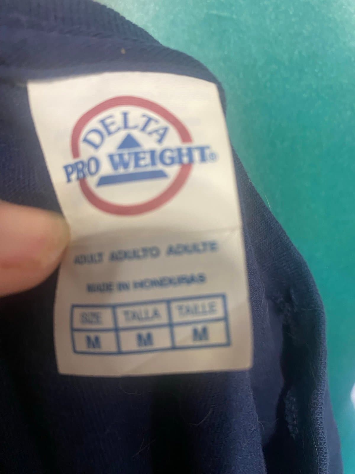 Captain America cat t-shirt upcycled - Thumbnail 4