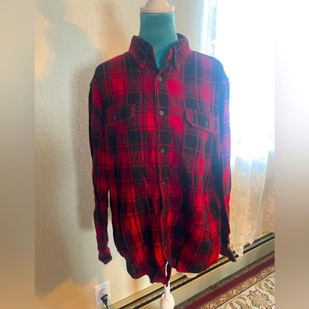 George: red and black flannel - Image 1