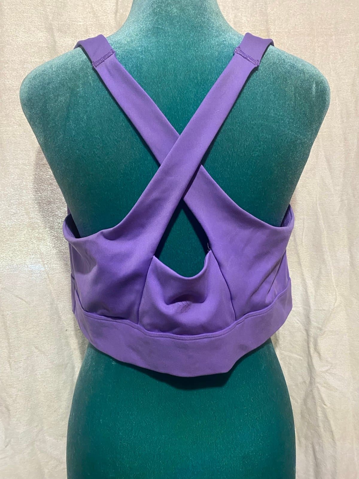 All in motion: purple sports bra - Thumbnail 4