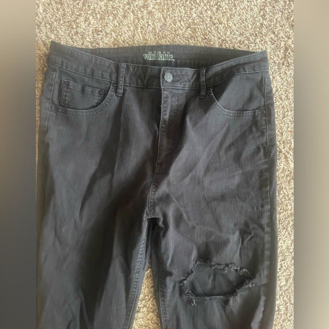 Wild fable: distressed high rise jeans - Thumbnail 3