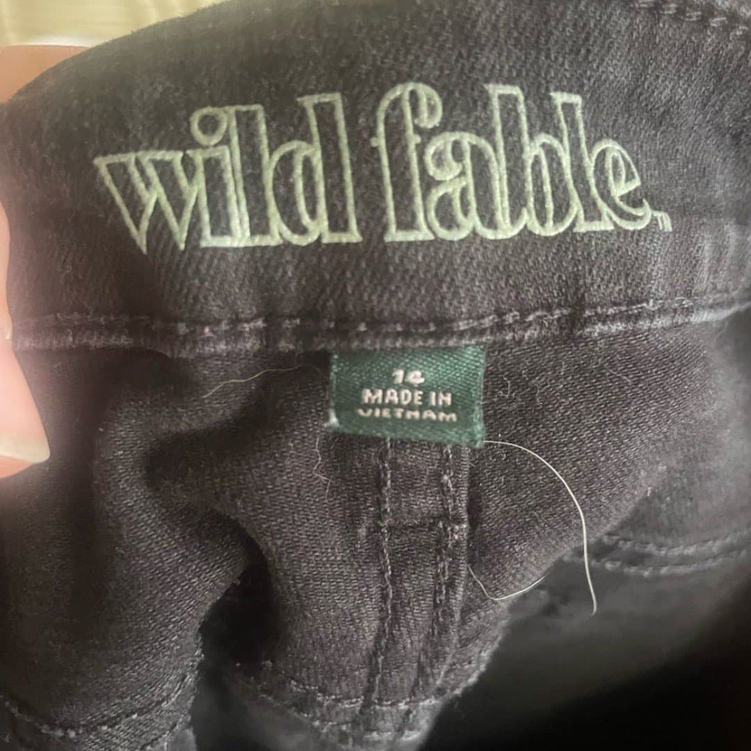Wild fable: distressed high rise jeans - Thumbnail 6
