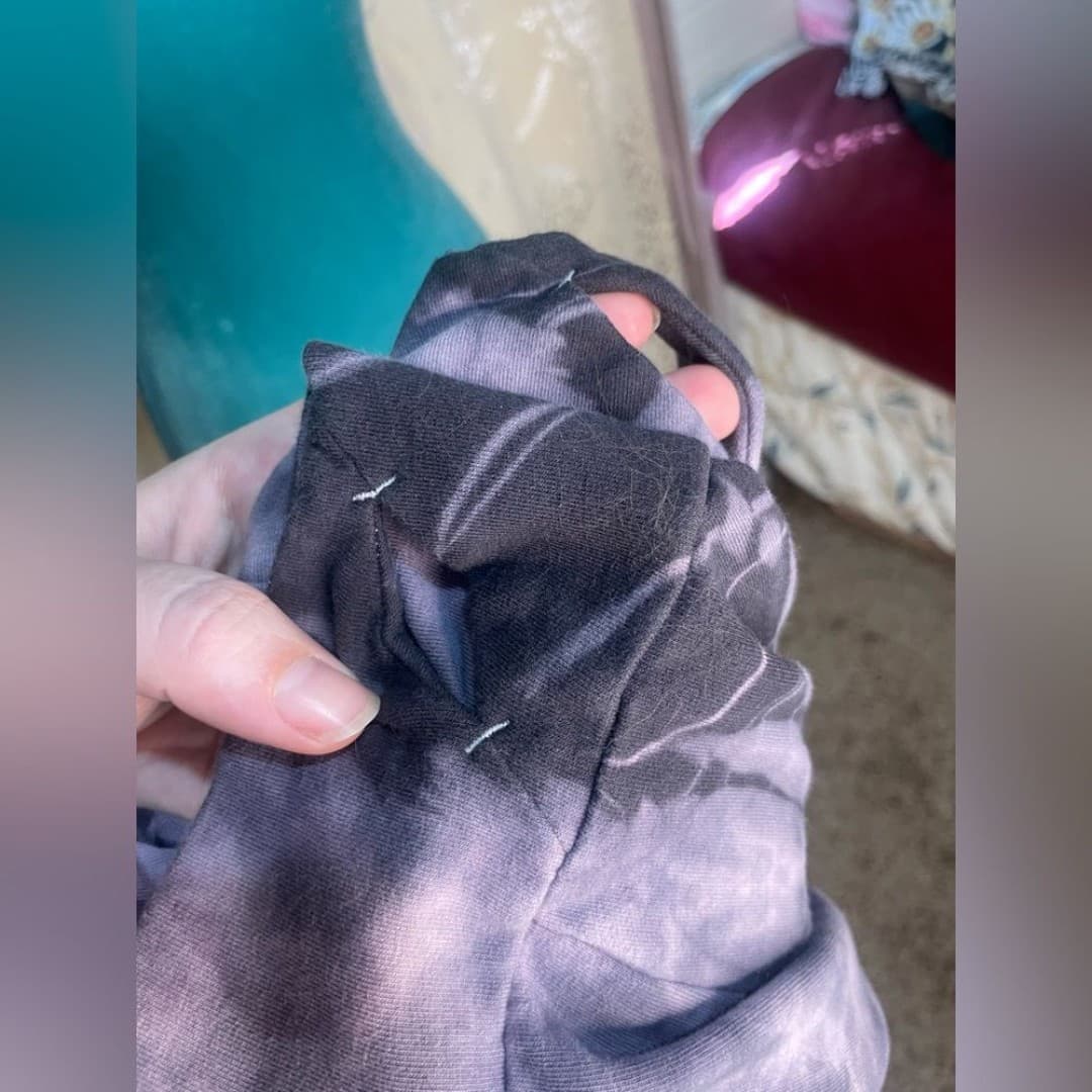 All in motion: tie dyed hoodie - Thumbnail 4