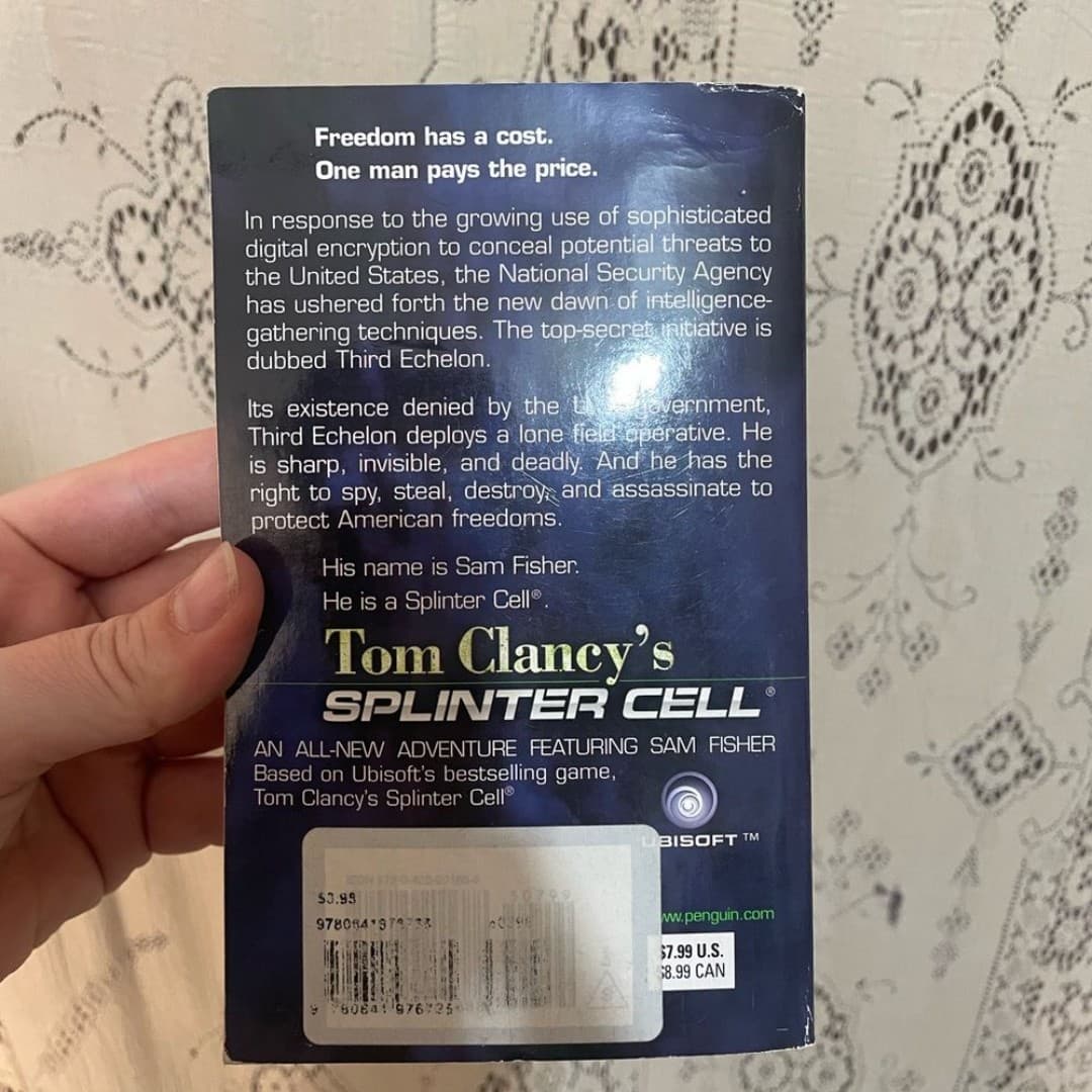 Tom Clancy: 4 paperback books - Thumbnail 9