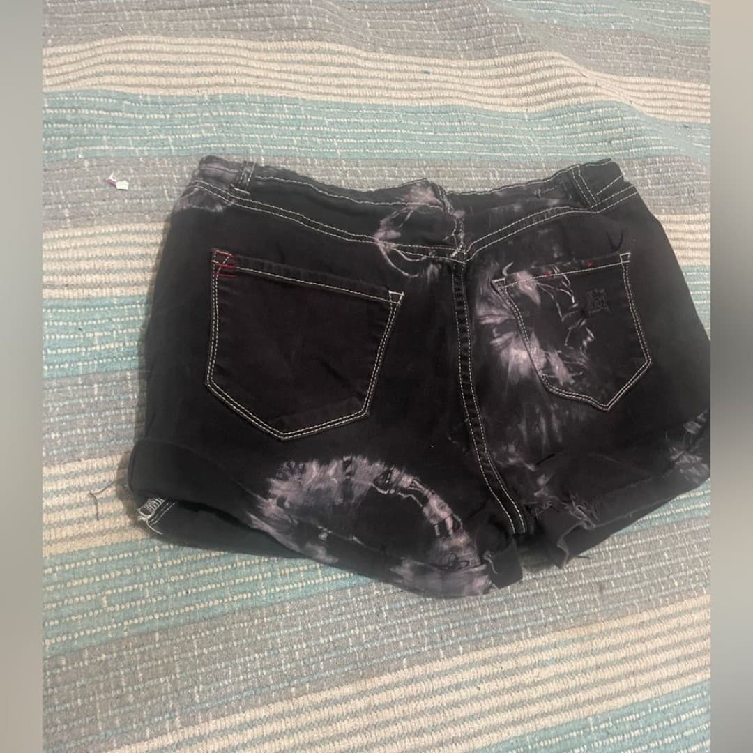 BDG: high rise tie dyed shorts - Thumbnail 5