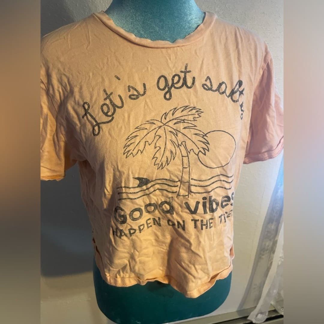 French pastry: beach graphic tee - Thumbnail 2