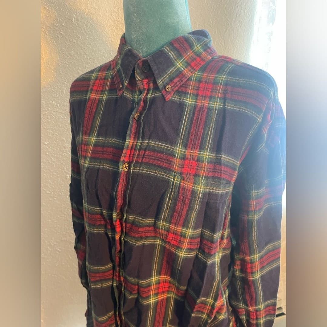 Craft & barrow: red and blue plaid flannel - Thumbnail 2