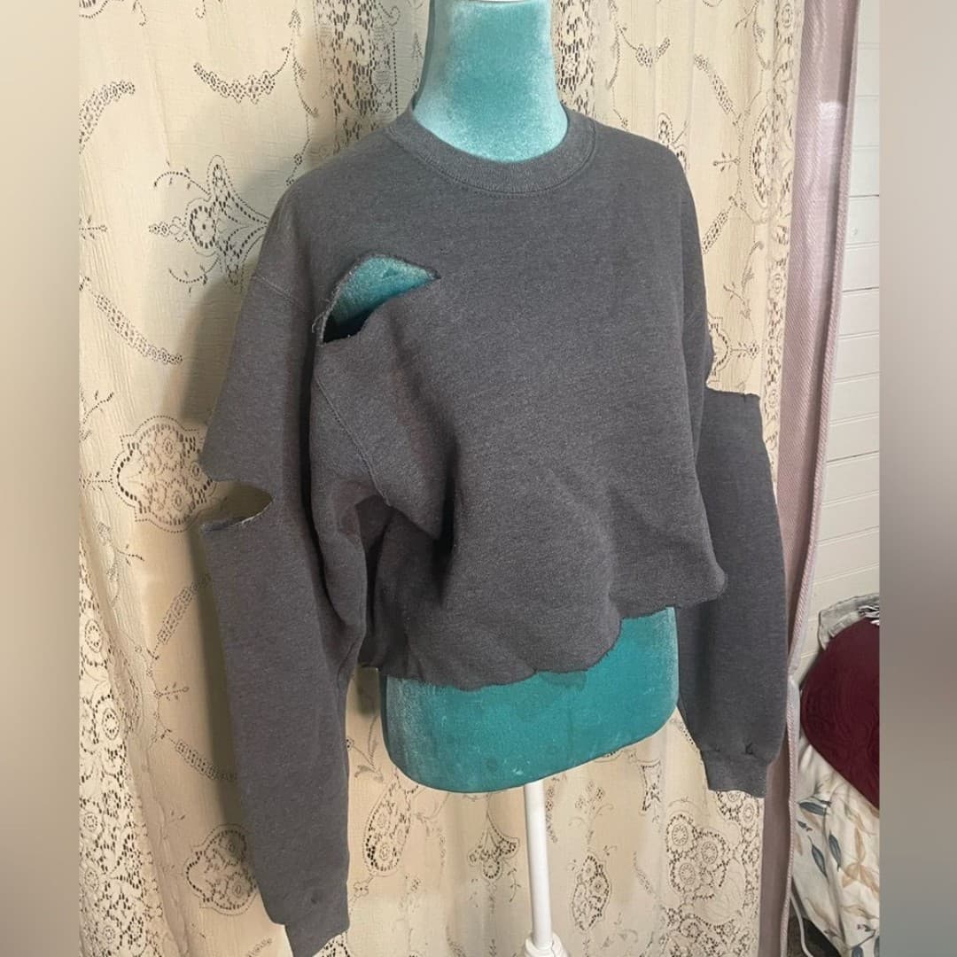 Mervyns: vintage cropped sweater 6-8 - Thumbnail 2