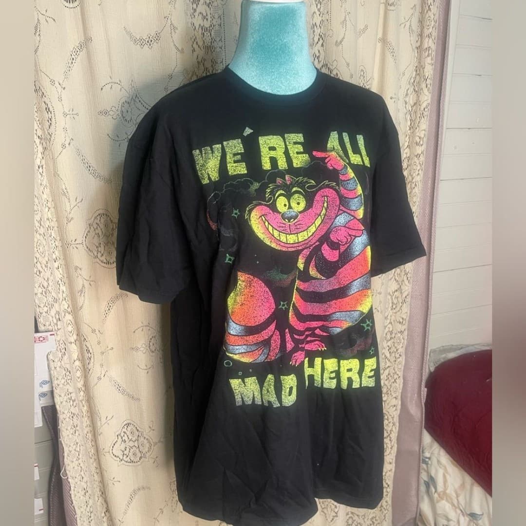 Disney: we’re all mad here NWT shirt - Thumbnail 2