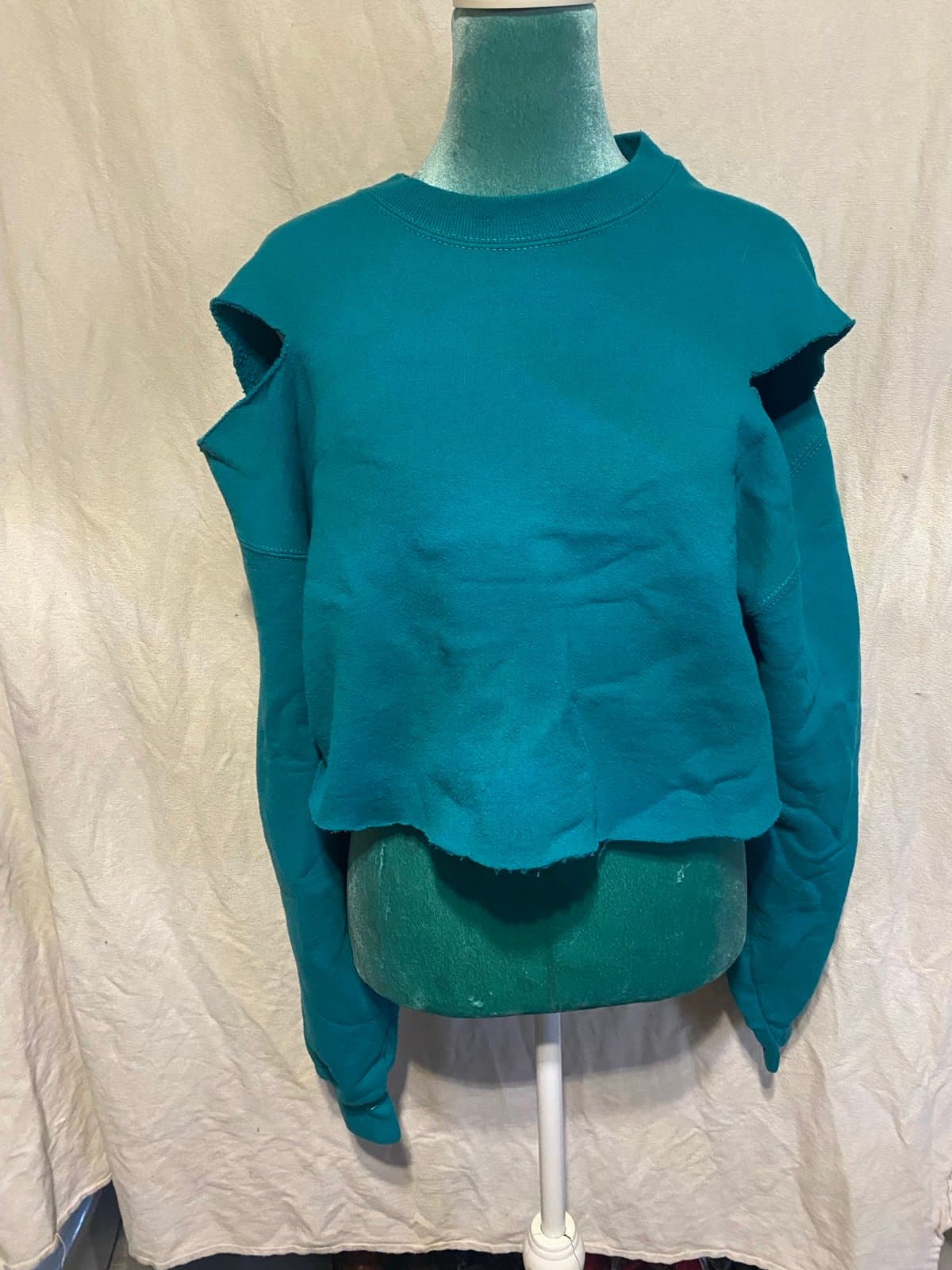 Vintage crew neck sweater bundle - Thumbnail 2