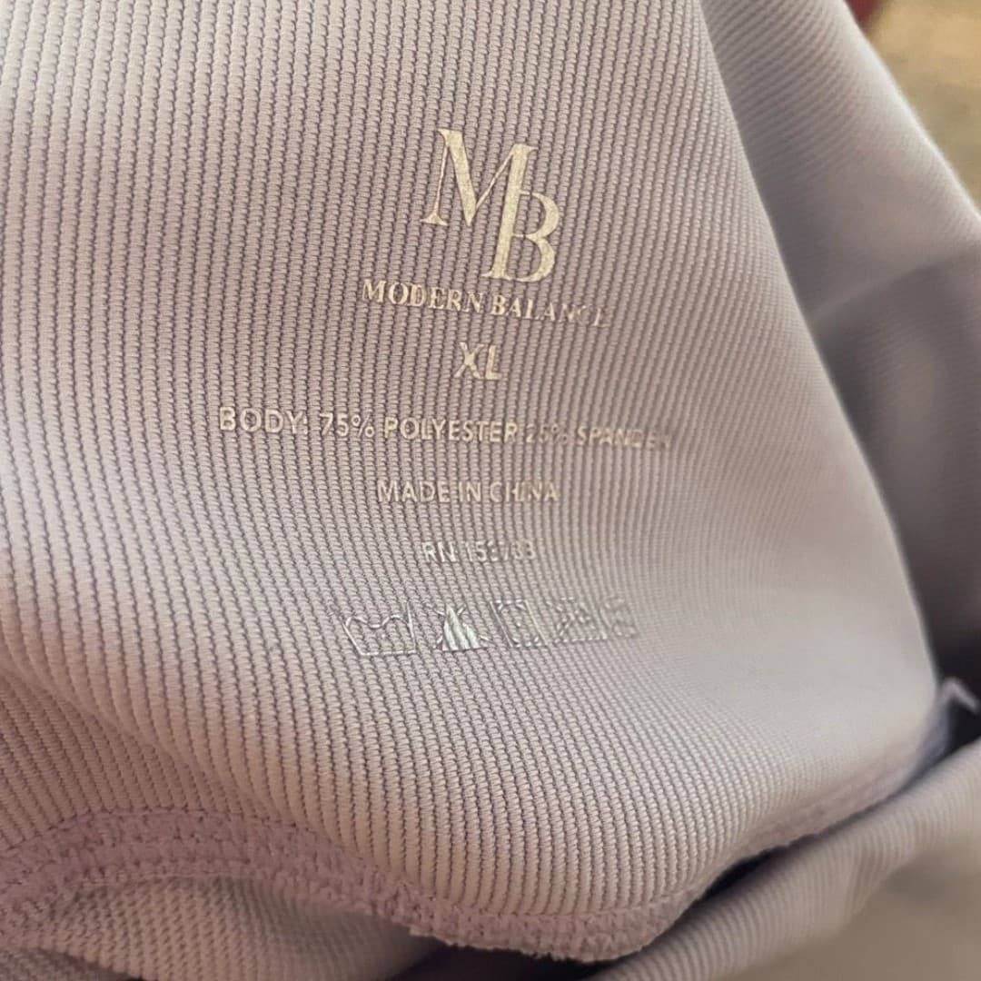 Modern balance: light pink leggings - Thumbnail 5