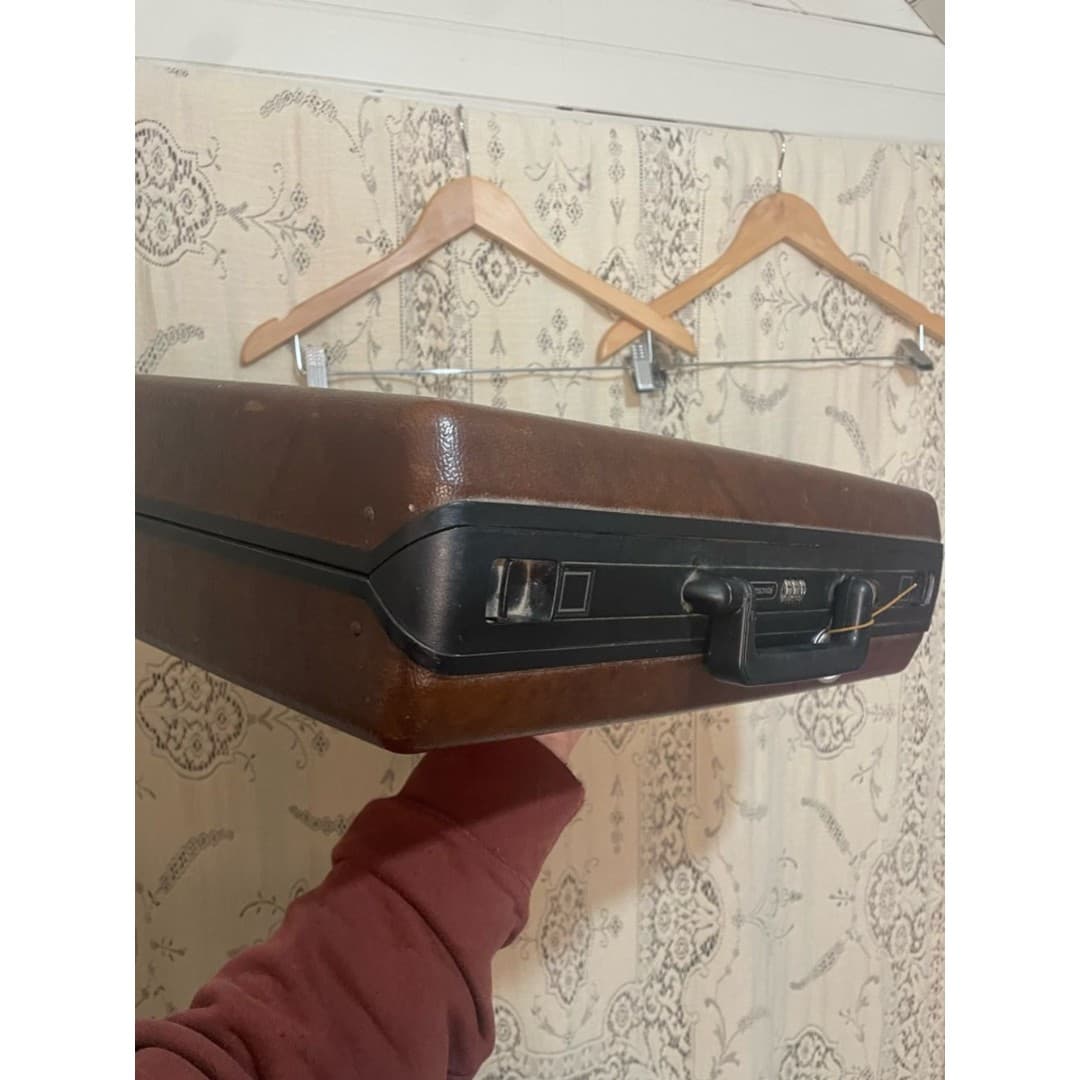 Samsonite: vintage brown Men's Hard Briefcase - Thumbnail 4