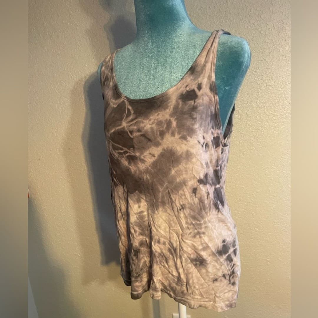 A new day: tie dyed oversized tank - Thumbnail 2