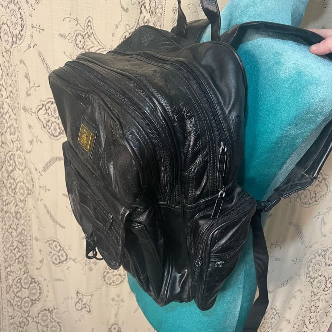Pioneer express: vintage patchwork leather backpack - Thumbnail 2
