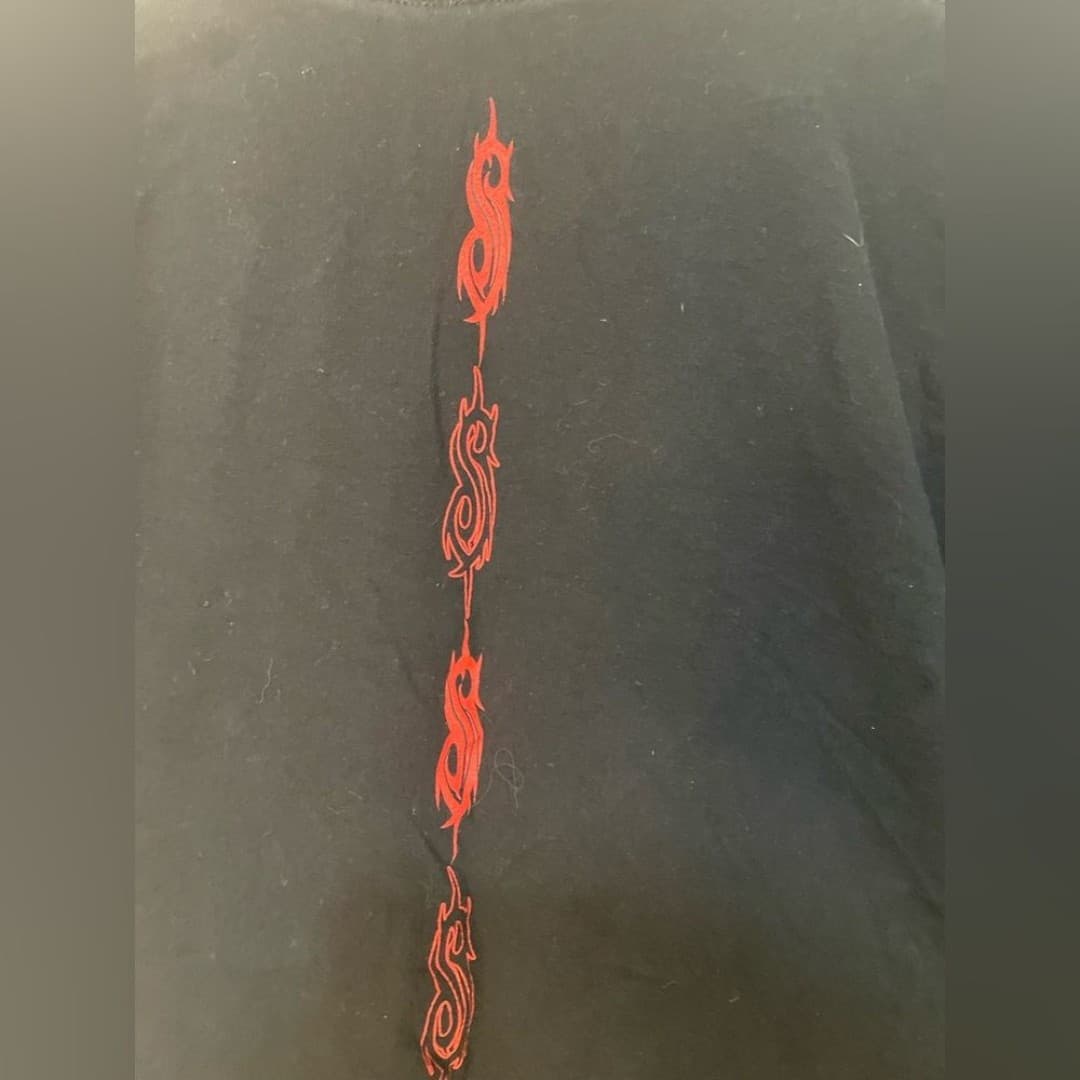 Slipknot Black Graphic Band Tee with Red & White Print - Thumbnail 4