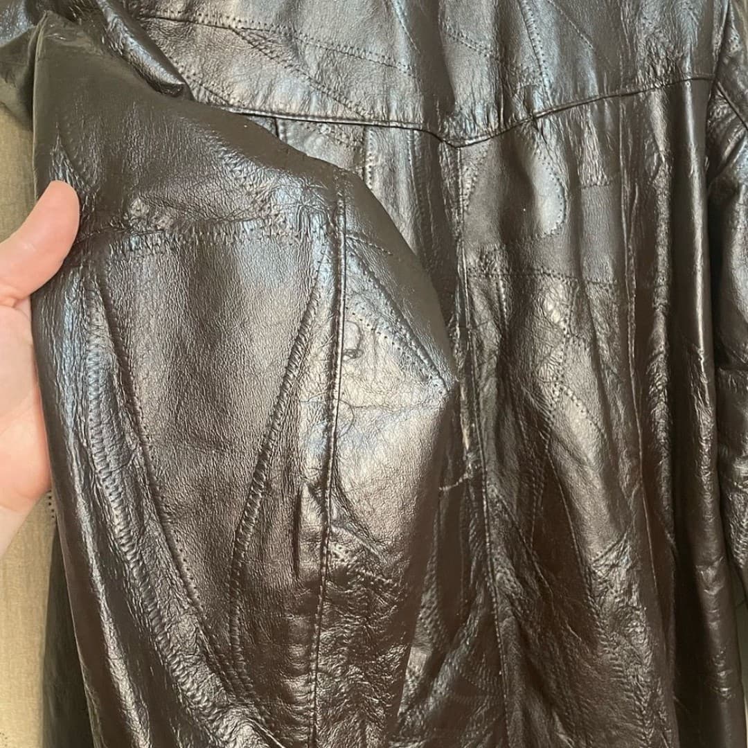 Leather king: vintage patchwork leather jacket - Thumbnail 4