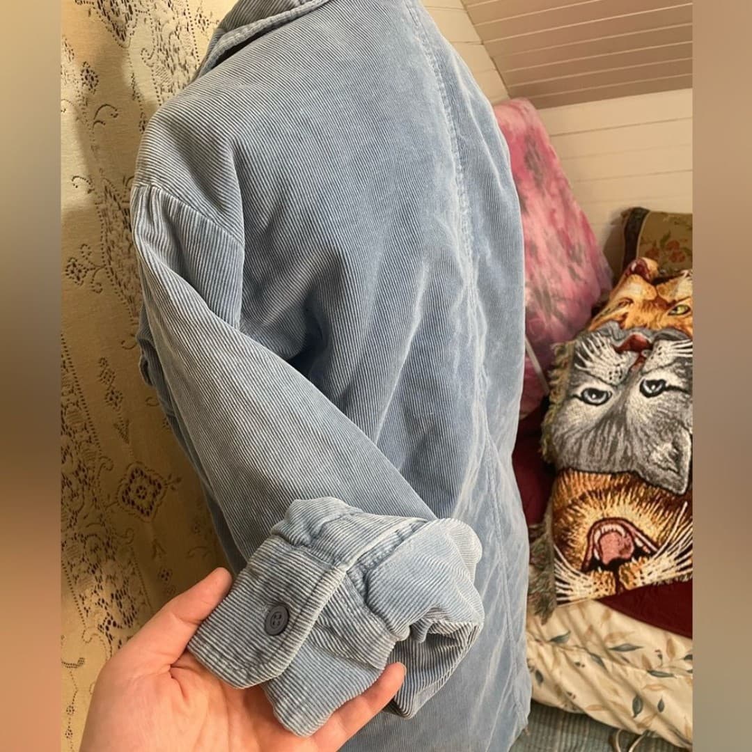 Country touch: vintage Light Blue Corduroy Shacket with Navy Quilted Lining - Thumbnail 5