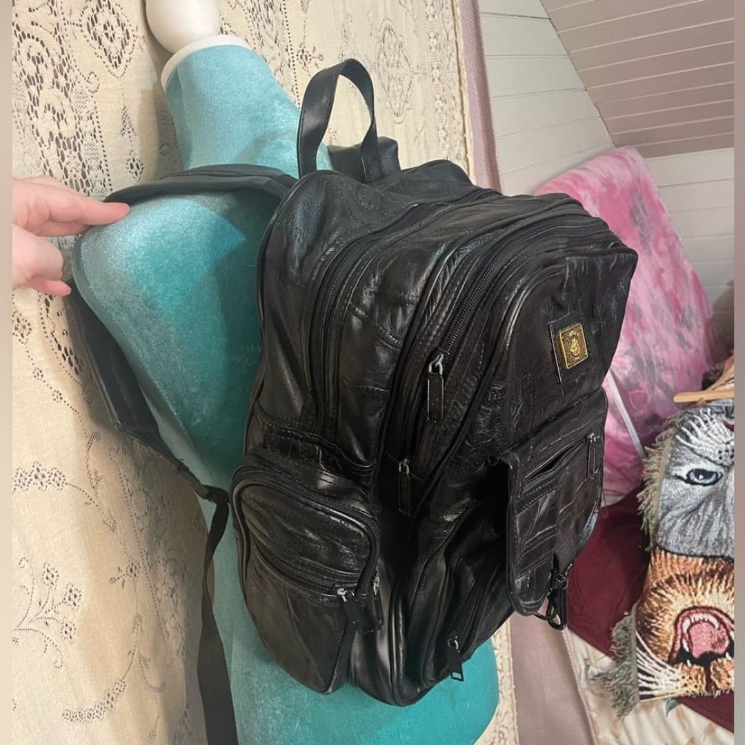 Pioneer express: vintage patchwork leather backpack - Thumbnail 4