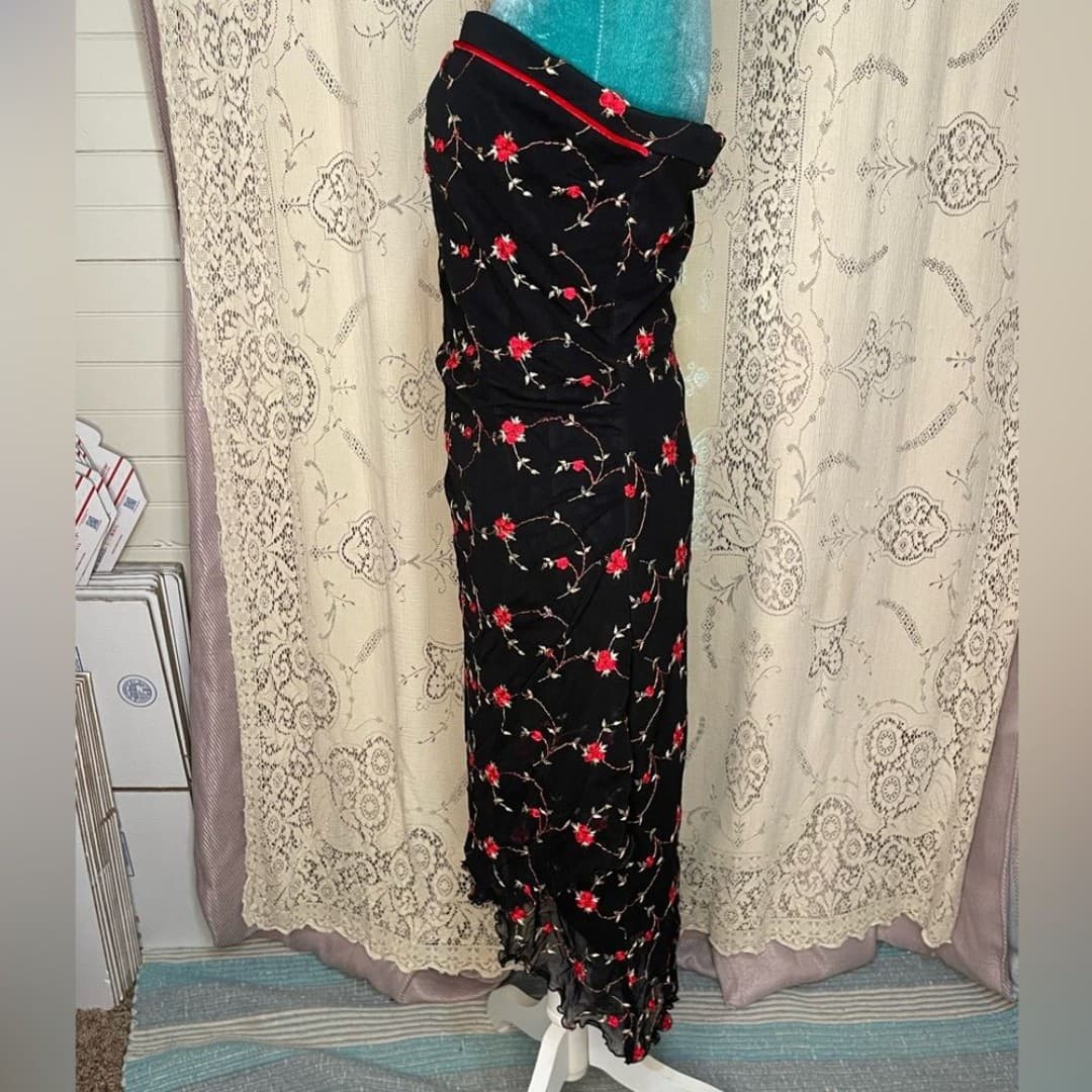 Speechless: vintage y2k floral strapless dress - Thumbnail 4