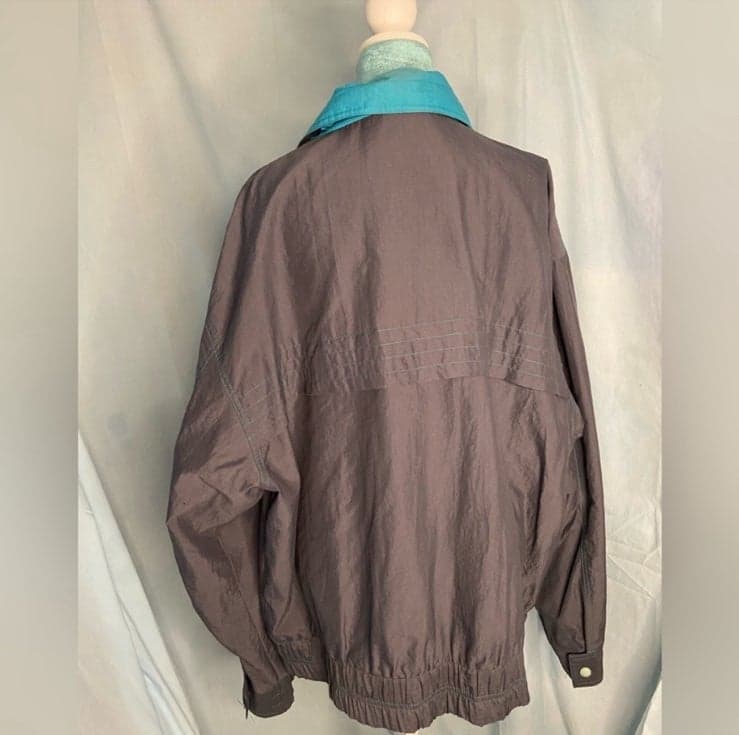 Members only: vintage windbreaker - Thumbnail 3