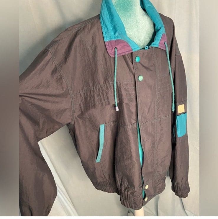 Members only: vintage windbreaker - Thumbnail 2