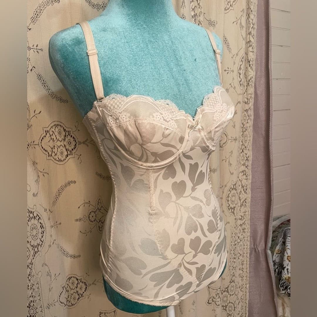 Flexees: vintage beige bodysuit - Thumbnail 2