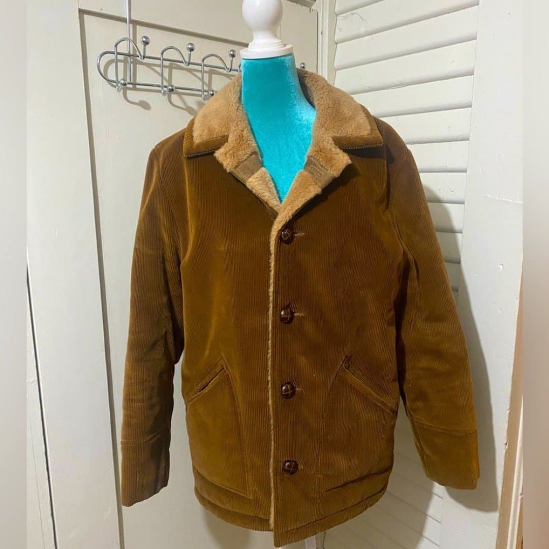 Grande bay: vintage corduroy jacket with faux fur lining - Image 1