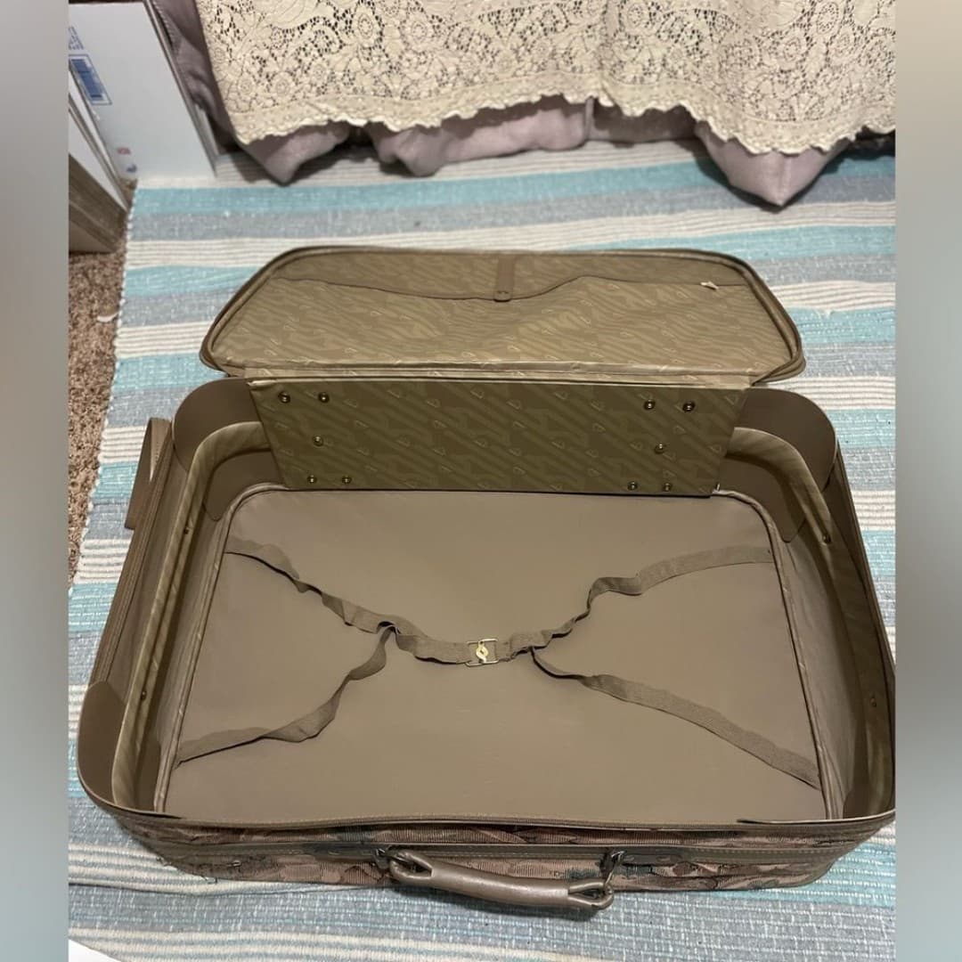 Jordache: vintage suitcase on wheels - Thumbnail 8