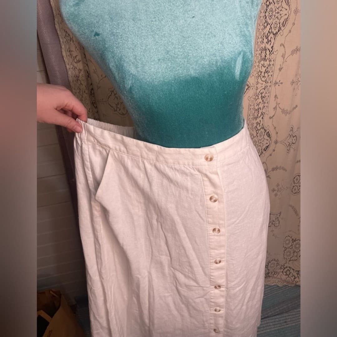 Lauren Conrad: NWT midi skirt - Thumbnail 4