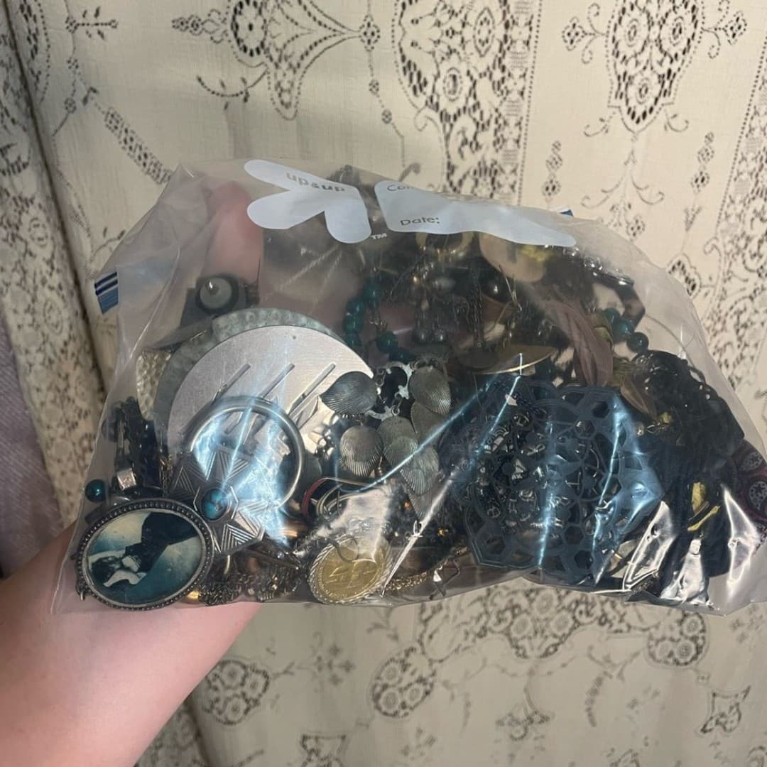 Jewelry mystery bag - Image 1