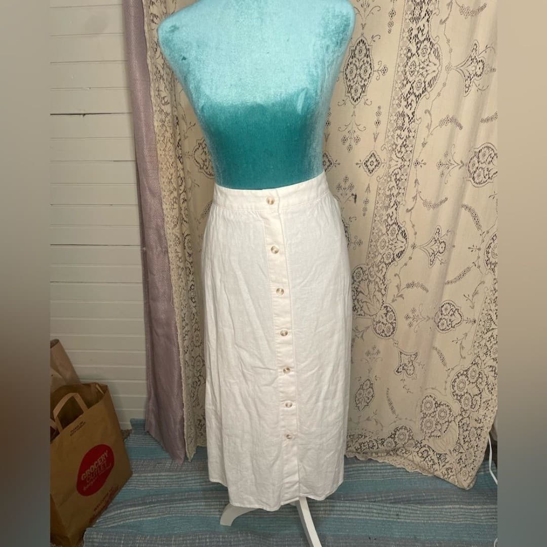 Lauren Conrad: NWT midi skirt - Thumbnail 2