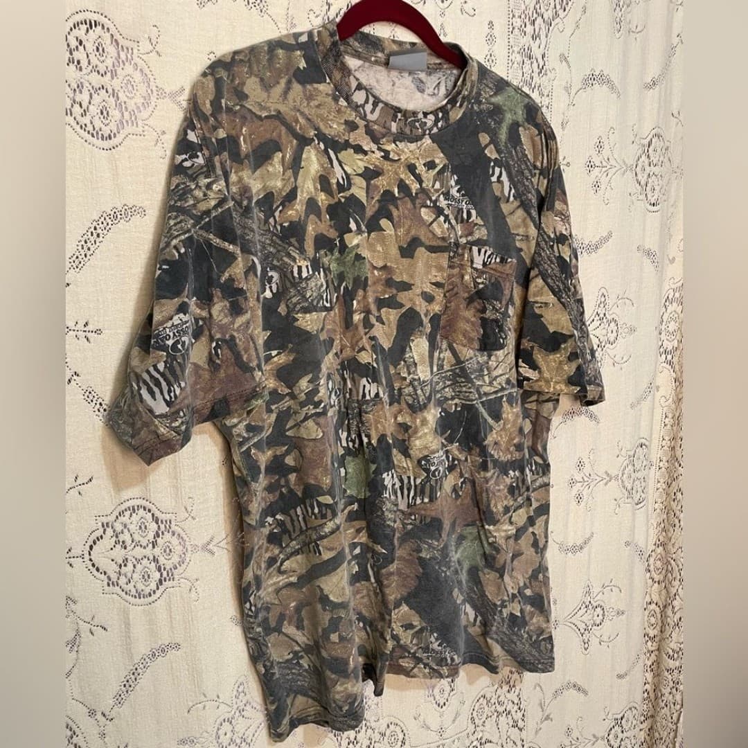 Jerzees: vintage mossy oak camo shirt - Thumbnail 3