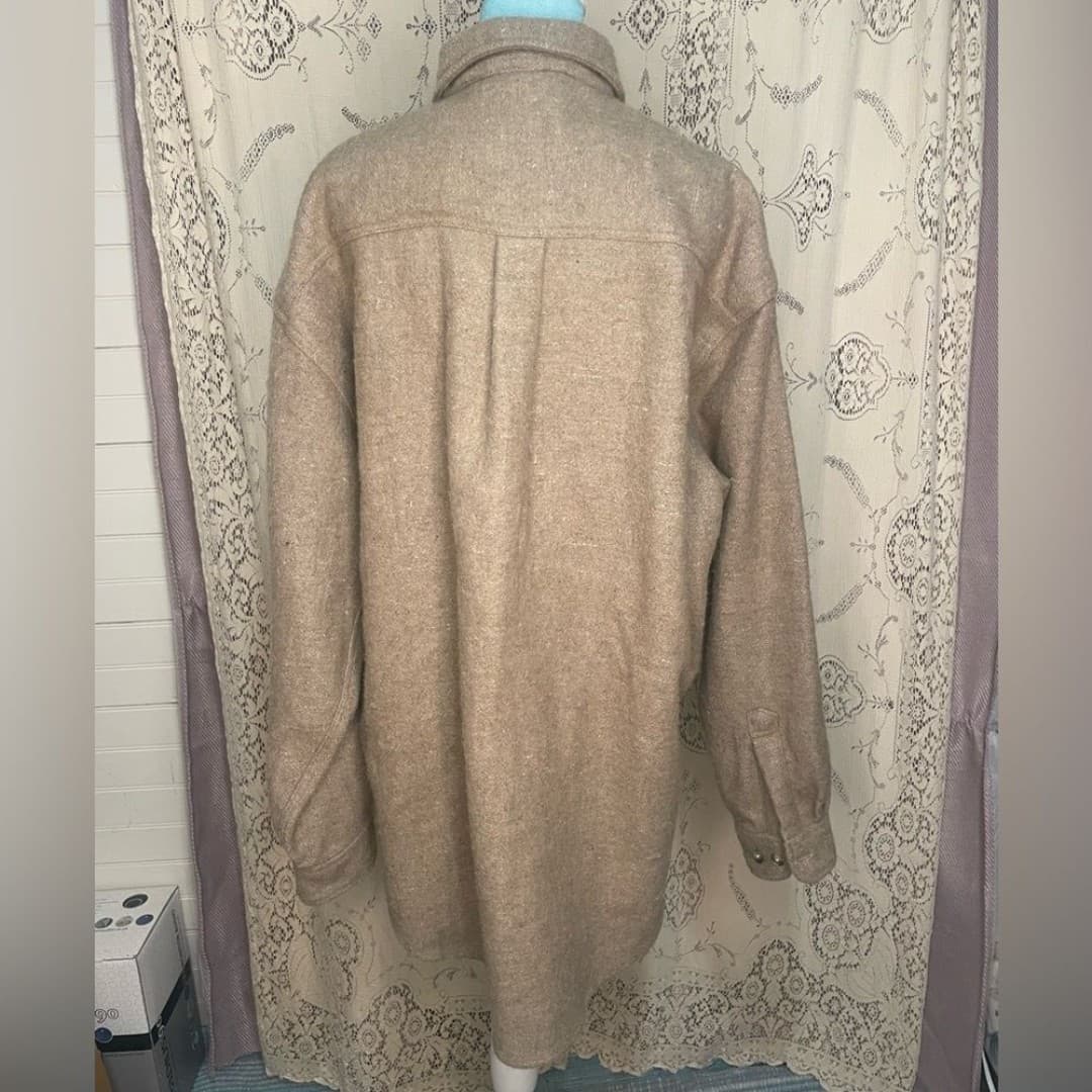 Navy blue: wool blend button down - Thumbnail 4