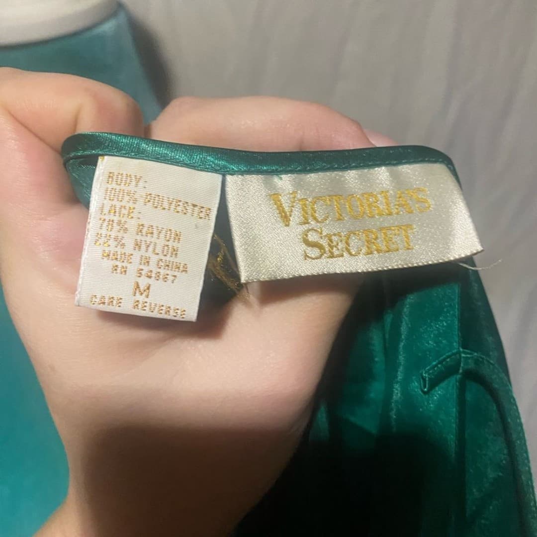 Victoria’s secrets: vintage emerald mini slip 6 - Thumbnail 5