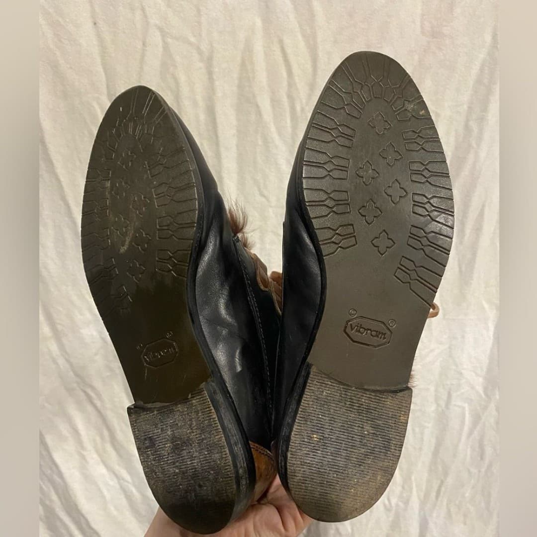 Vintage boots with fo fur and leather laces - Thumbnail 5