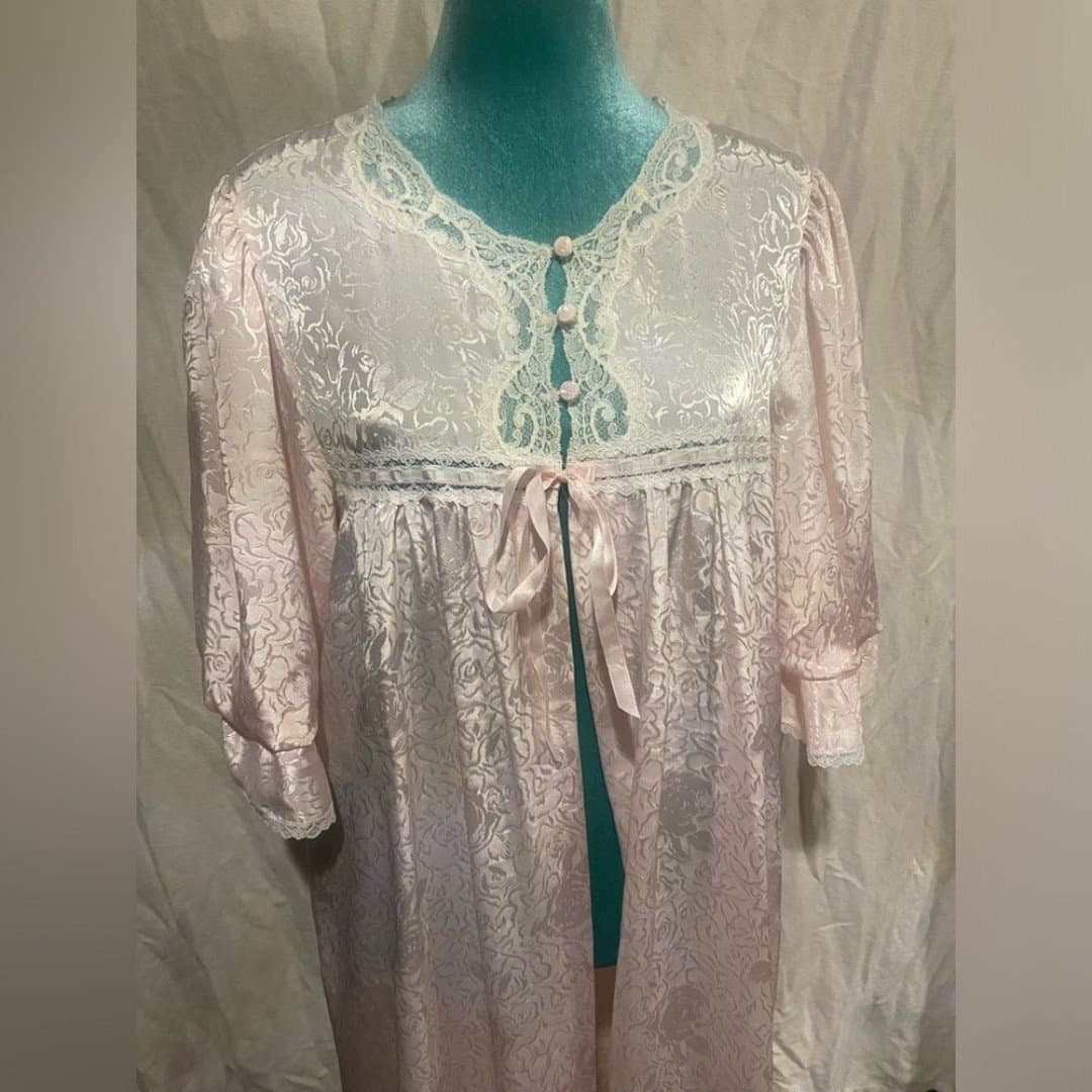 Barbizon: vintage slip robe - Thumbnail 2