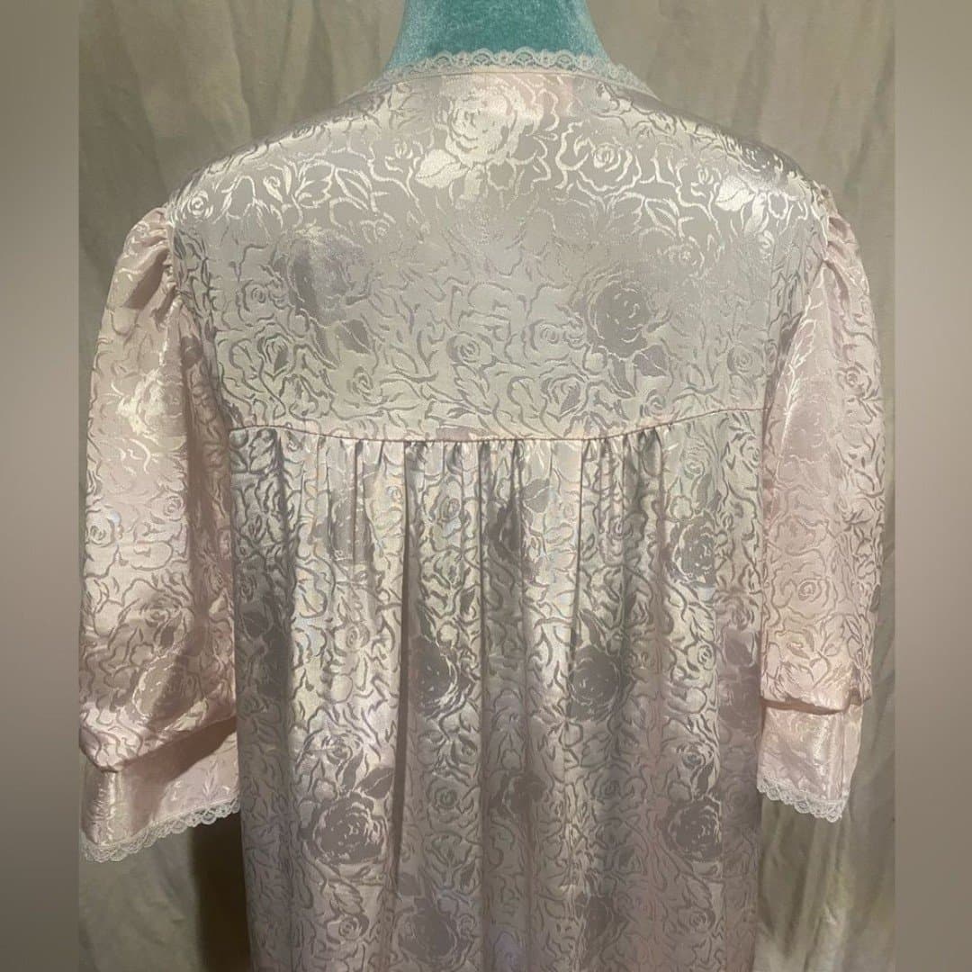 Barbizon: vintage slip robe - Thumbnail 5