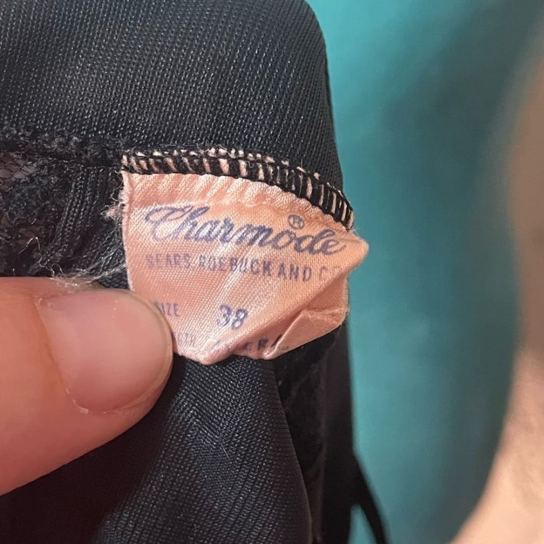 Charmode: vintage black slip with embroidered details - Thumbnail 7