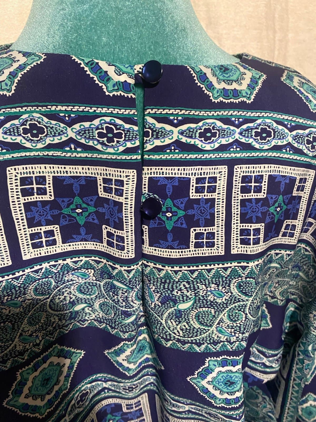 Breli Originals: vintage dress altered to a mini - Thumbnail 4