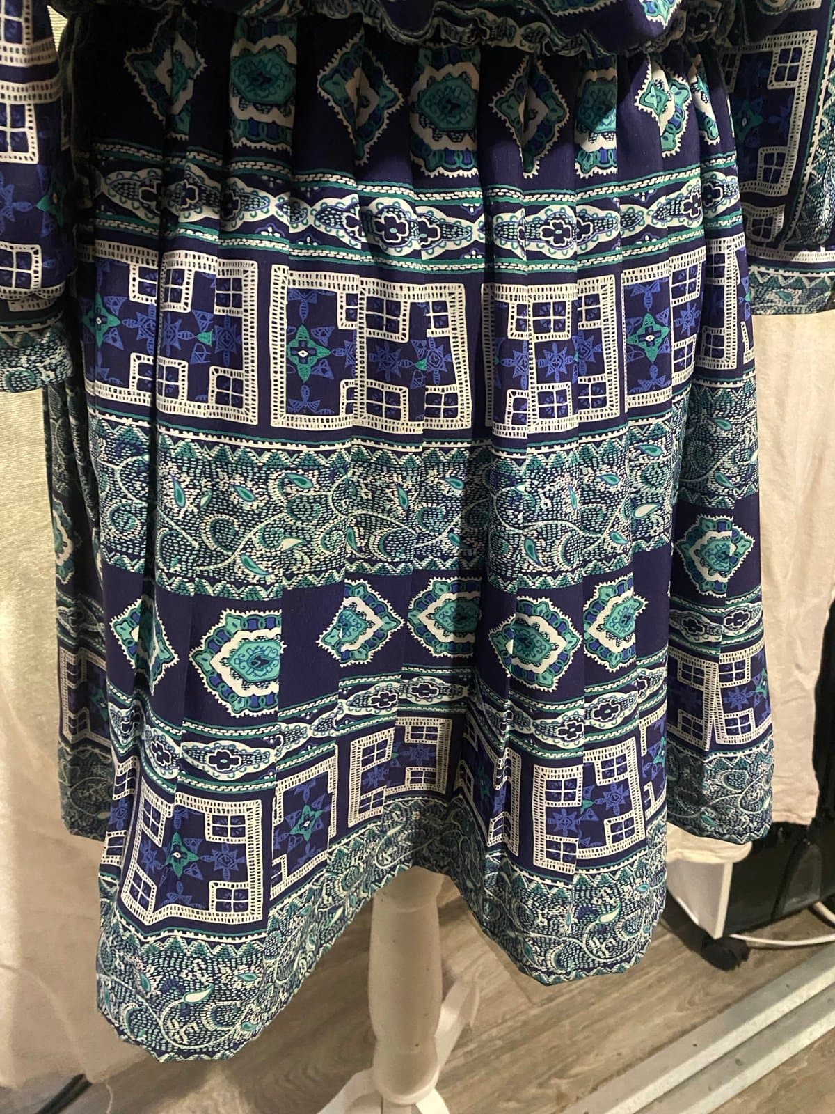 Breli Originals: vintage dress altered to a mini - Thumbnail 5