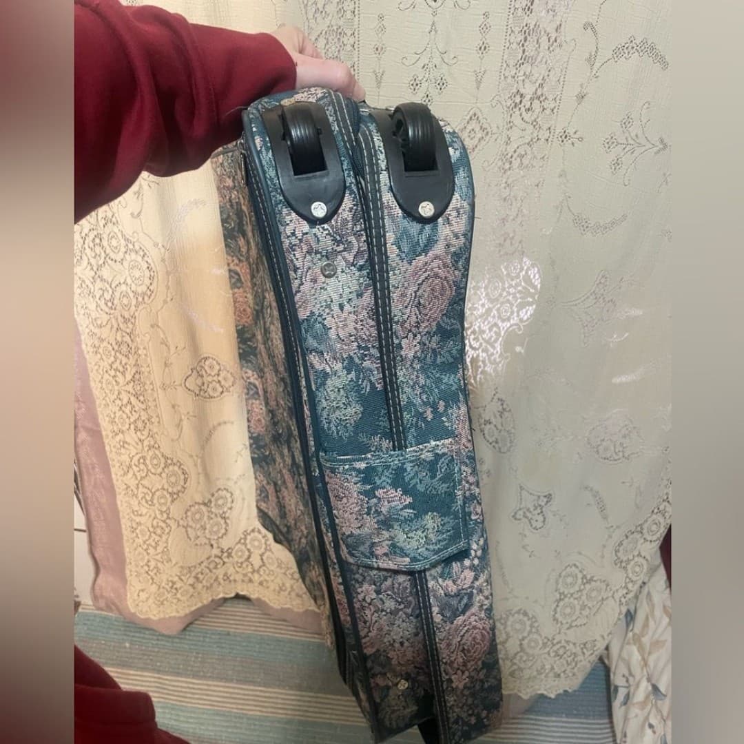 Atlantic: vintage floral wardrobe bag - Thumbnail 5