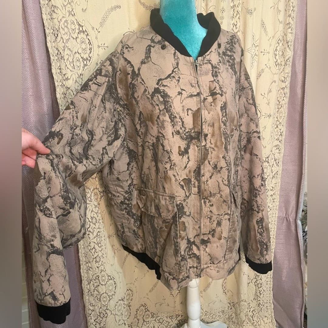 Wells creek: vintage camo jacket - Image 1
