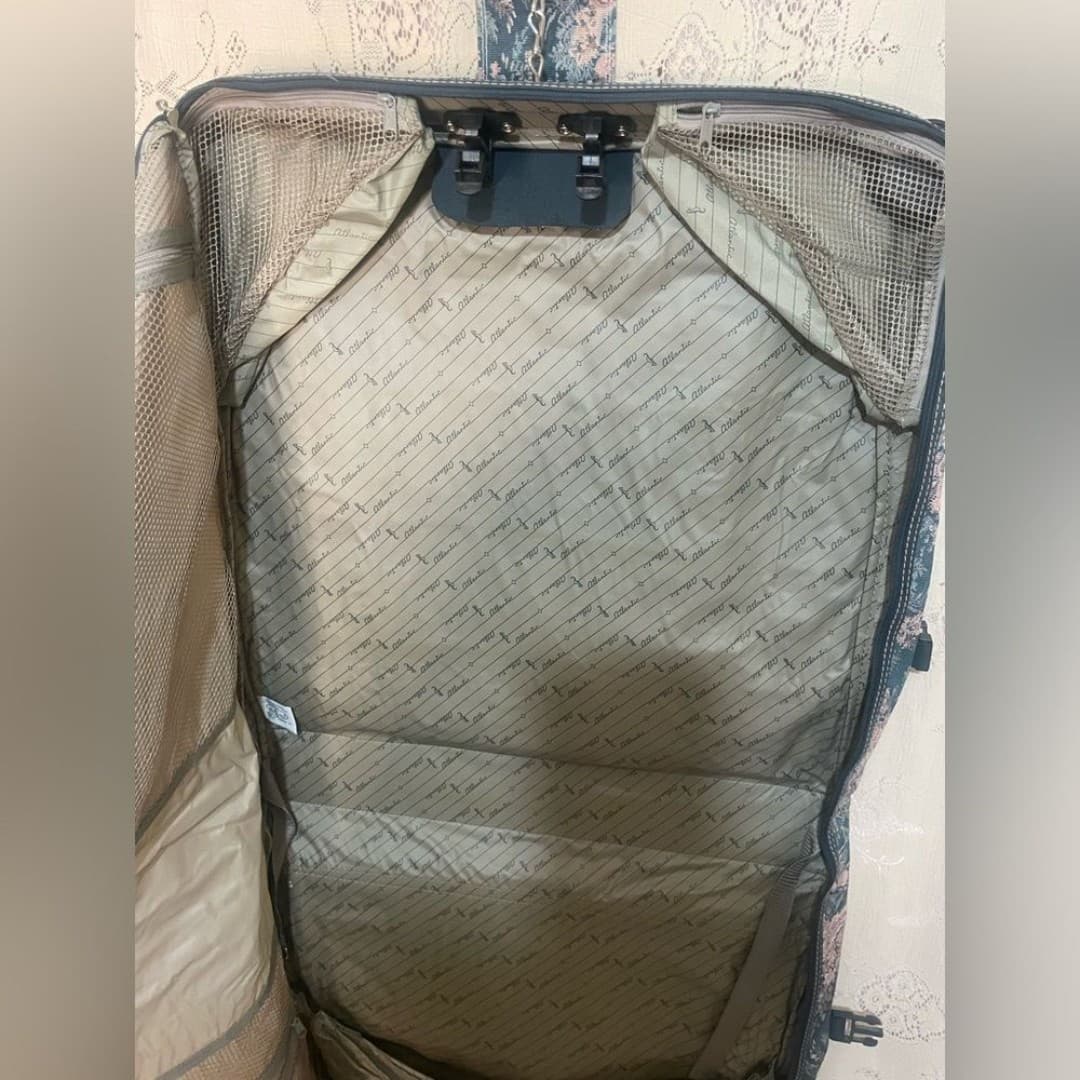 Atlantic: vintage floral wardrobe bag - Thumbnail 10