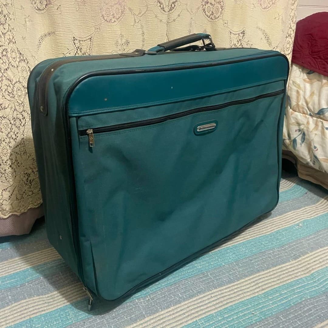 Samsonite: vintage sidekicks green suitcase