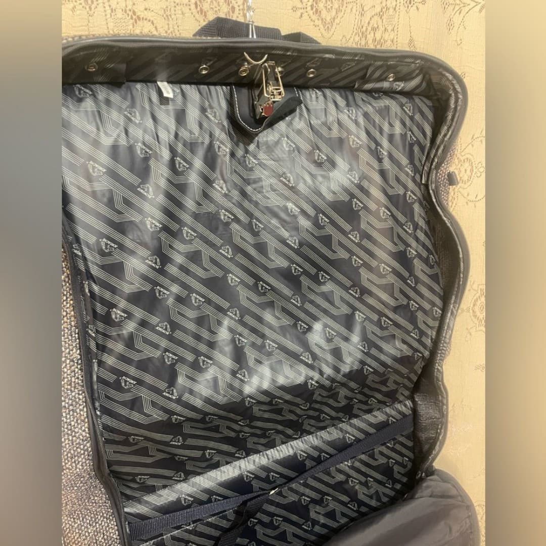 Jordache: vintage tweed and faux leather wardrobe bag - Thumbnail 9