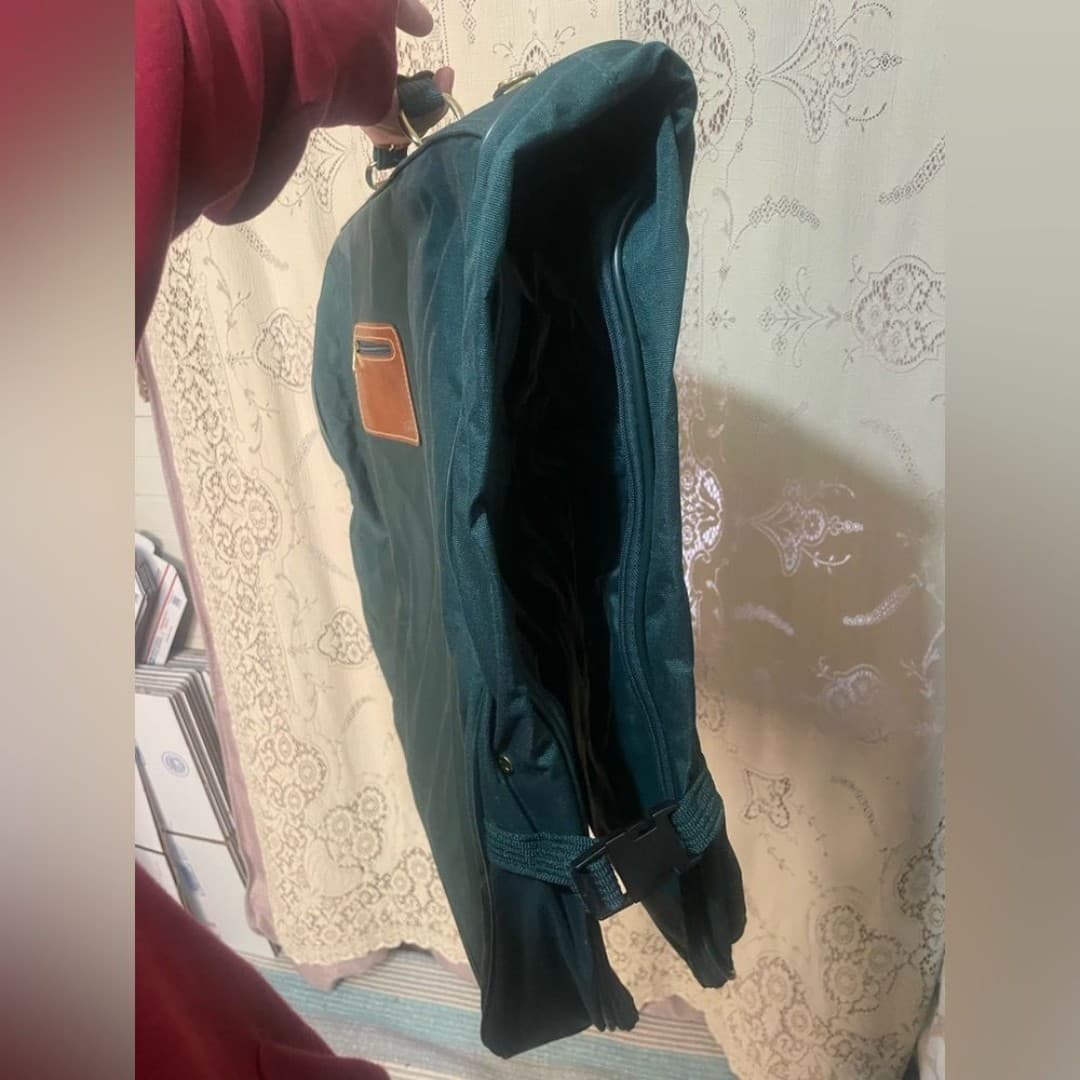 Jaguar: vintage 90s deep green wardrobe bag - Thumbnail 4