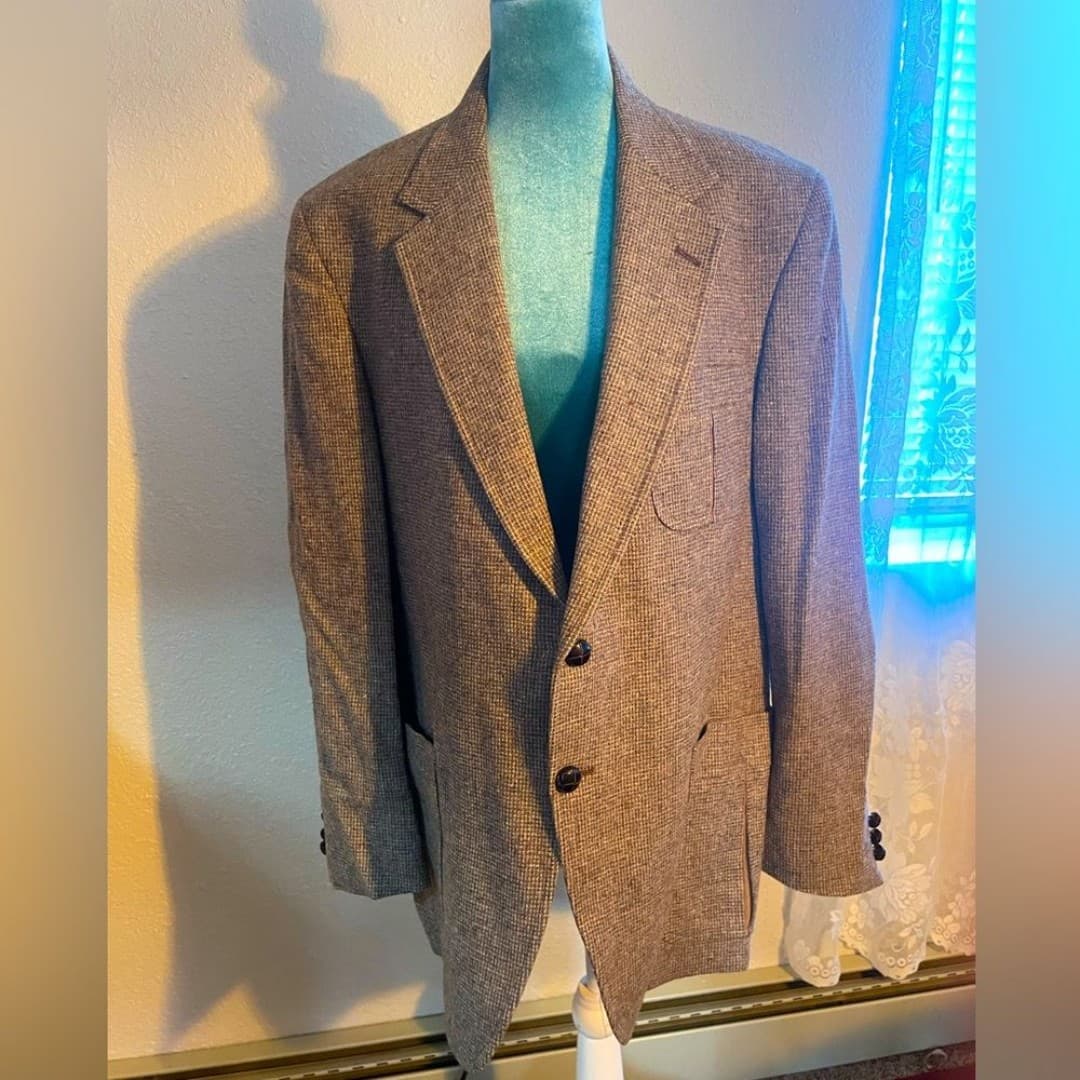 Schneider’s: vintage light brown Blazer